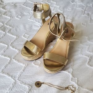CHARLOTTE RUSSE Gold Wedges